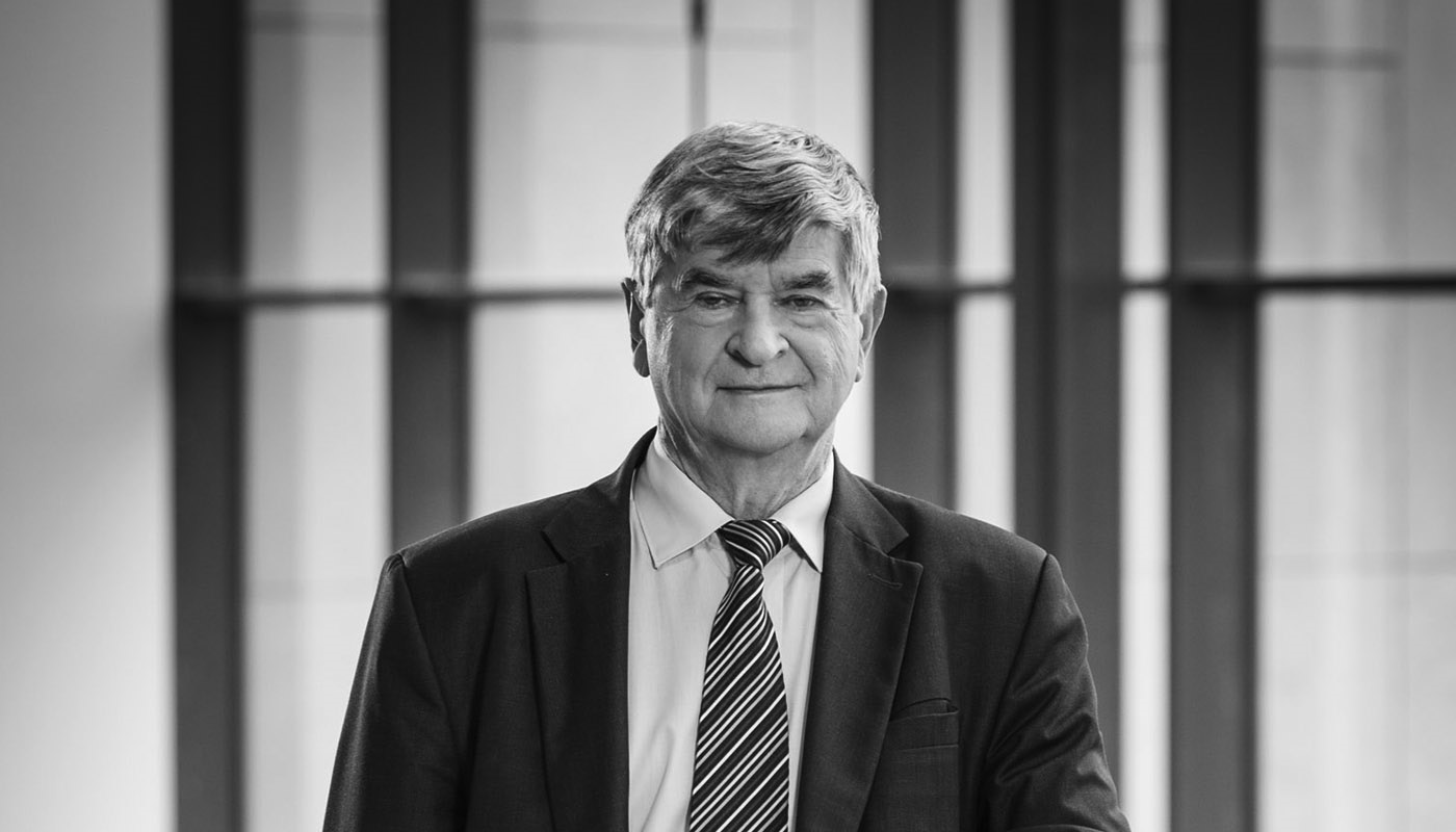 Odszedł profesor Piotr Wolański wybitna postać polskiego sektora