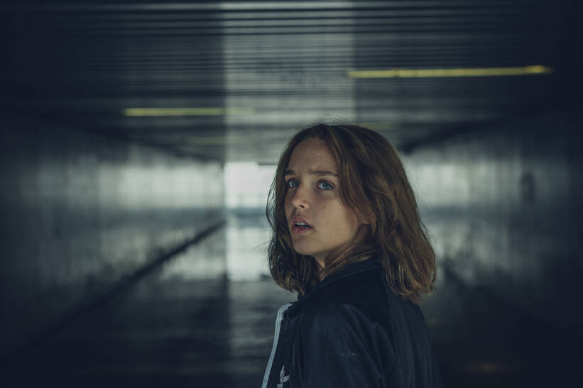 Kadr z serialu "Wielka Woda", na zdjęciu Blanka Kot, fot. Netflix