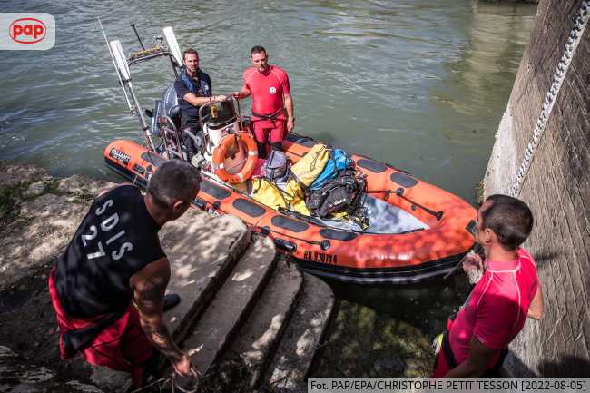 Fot. PAP/EPA/CHRISTOPHE PETIT TESSON