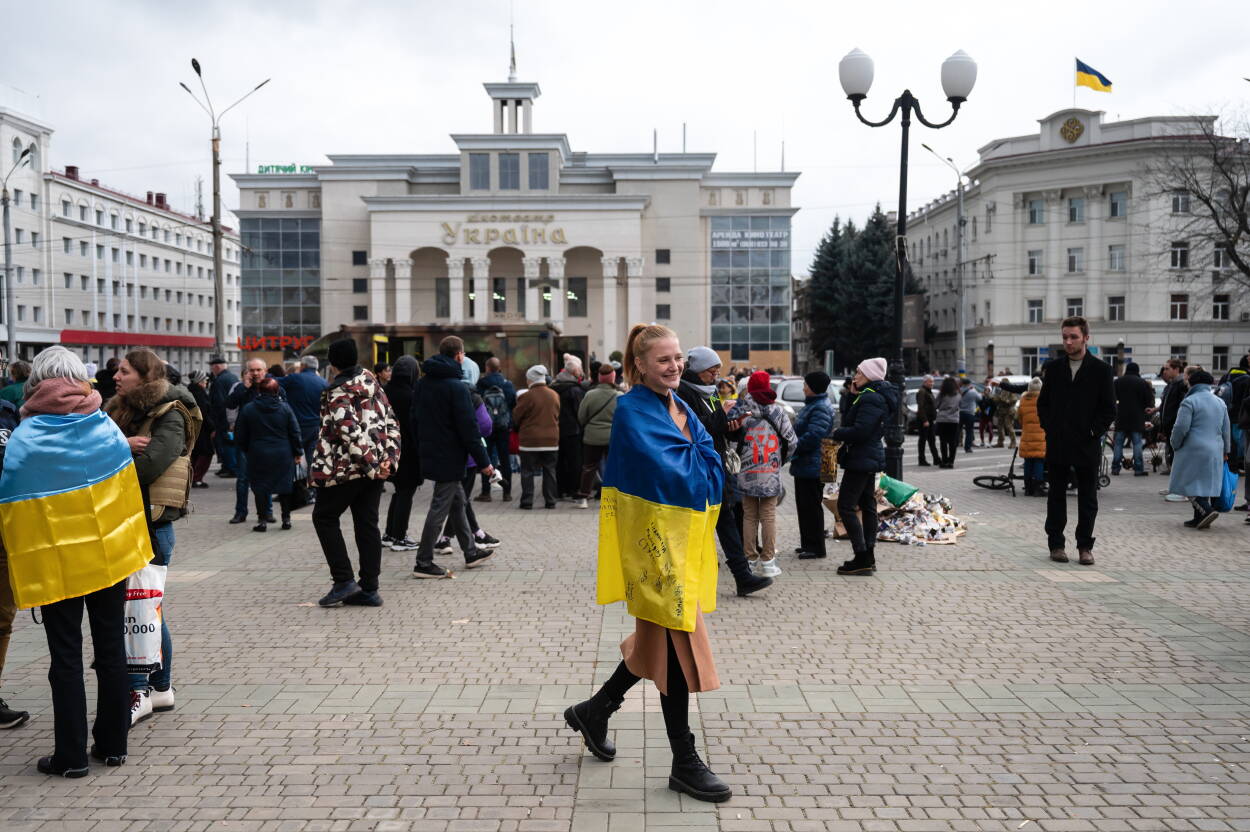 Kobiety z Chersonia. Fot. PAP/Viacheslav Ratynskyi Kobiety z Chersonia. Fot. PAP/Viacheslav Ratynskyi