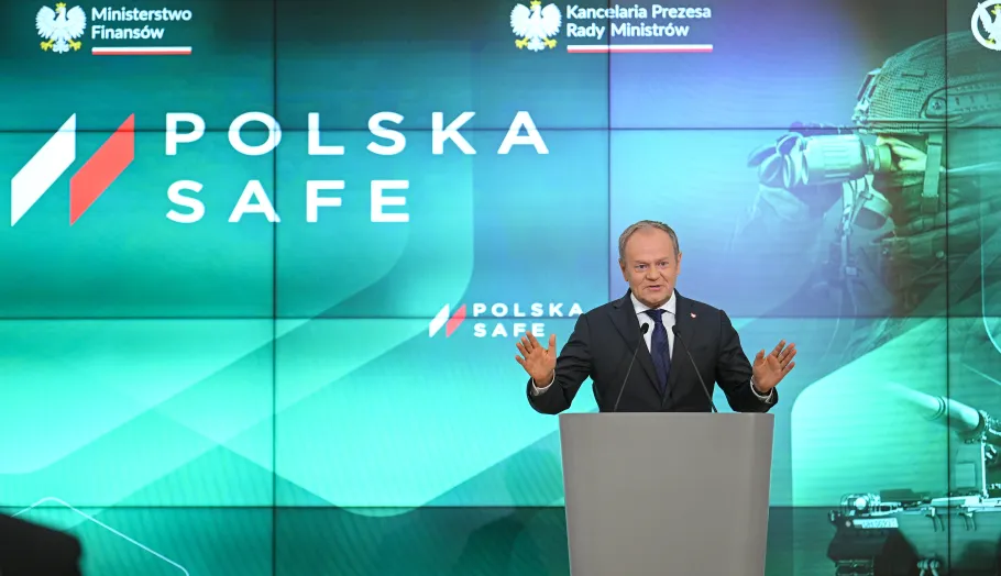 Wystąpienie premiera Donalda Tuska po podpisaniu umowy PAP/Marcin Obara