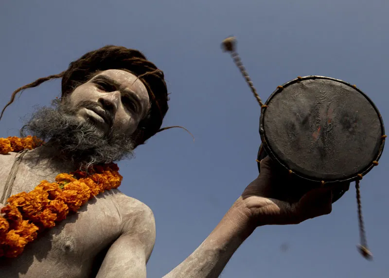 Nepal. Hinduskie święto Shivaratri czyli Wielka noc Śiwy Fot. PAP/ EPA/NARENDRA SHRESTHA 