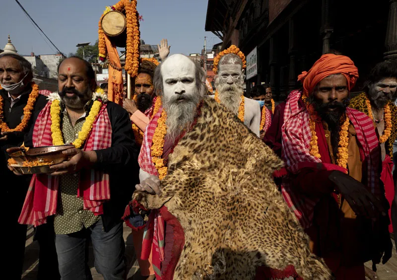 Nepal. Hinduskie święto Shivaratri czyli Wielka noc Śiwy Fot. PAP/ EPA/NARENDRA SHRESTHA 
