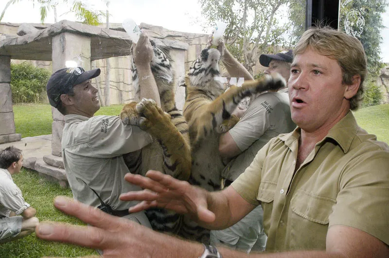 "Łowca krokodyli" Steve Irwin. Fot. PAP/EPA/TONY PHILLIPS AUSTRALIA AND NEW ZEALAND OUT