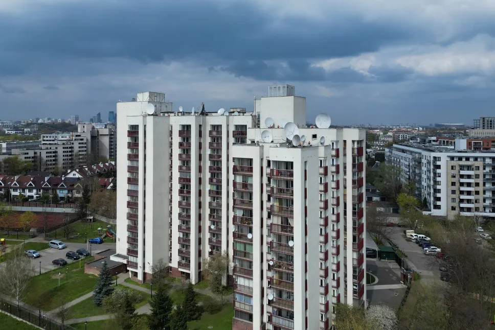 Nieruchomość przy ulicy Beethovena 3 w Warszawie, fot. PAP/Kalbar