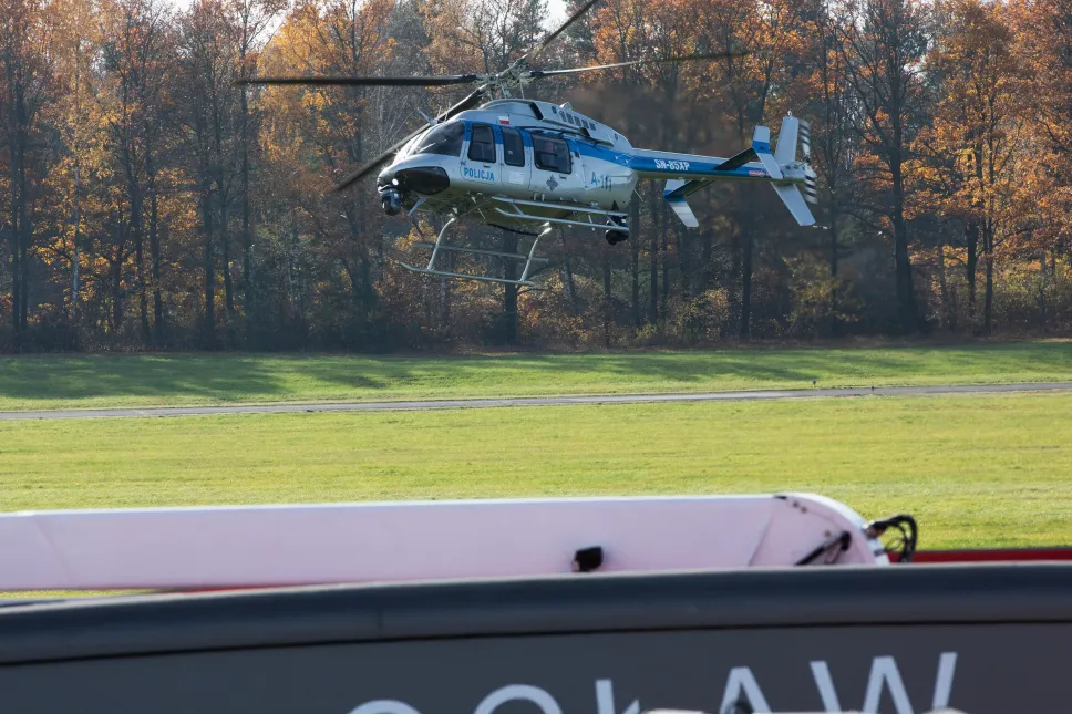  Ćwiczenia ratownicze NOKIA 25 na terenie Portu Lotniczego Wrocław. Fot. PAP/Krzysztof Ćwik