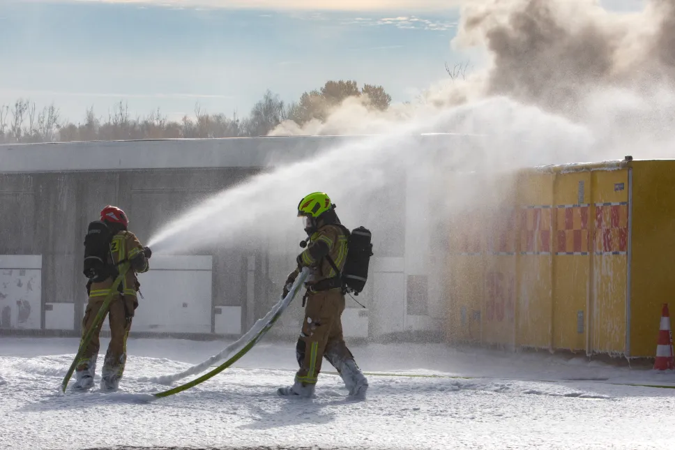  Ćwiczenia ratownicze NOKIA 25 na terenie Portu Lotniczego Wrocław. Fot. PAP/Krzysztof Ćwik