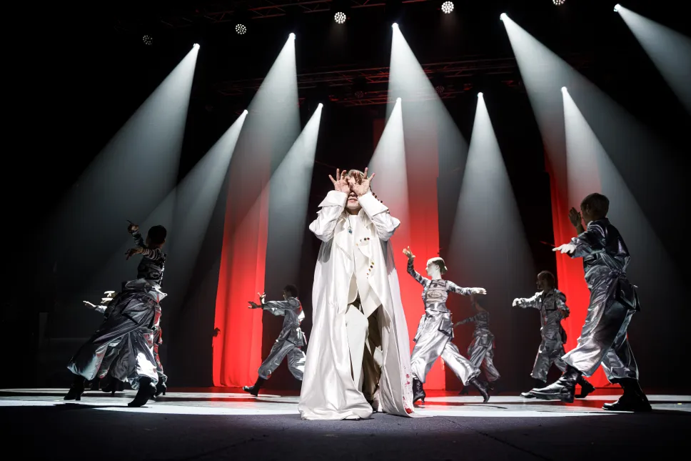 Фото з вистави "Ребелія". Пресматеріали МУР.