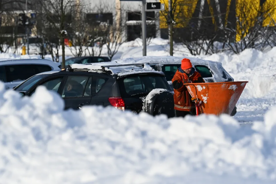 Śnieg na ulicach Słupska Fot. PAP/Piotr Kowala