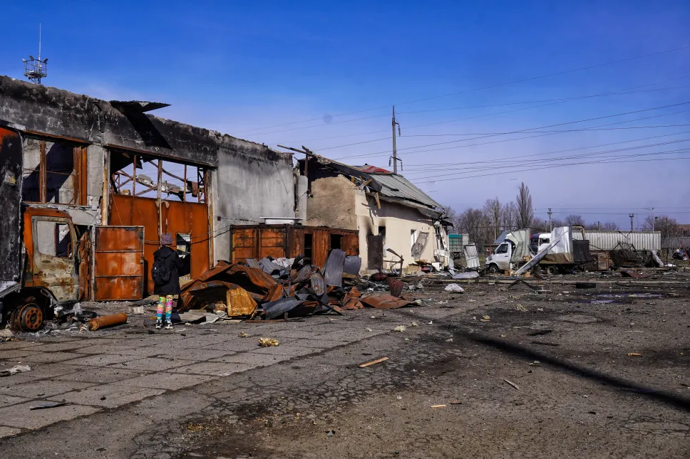 Zniszczenia po rosyjskim ataku dronowym na Czarnomorsk w obwodzie odeskim. Fot. PAP/Alena Solomonova