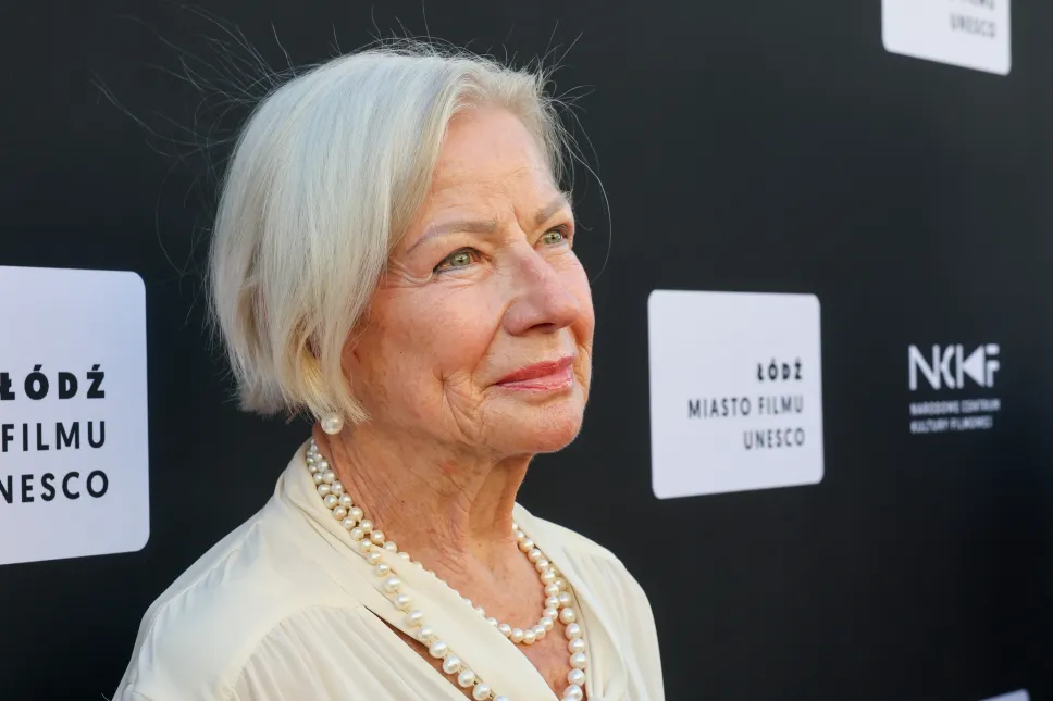 Aktorka na odsłonięciu swojej gwiazdy w Łódzkiej Alei Gwiazd przy ulicy Piotrkowskiej w 2025 r. Fot. PAP/Marian Zubrzycki