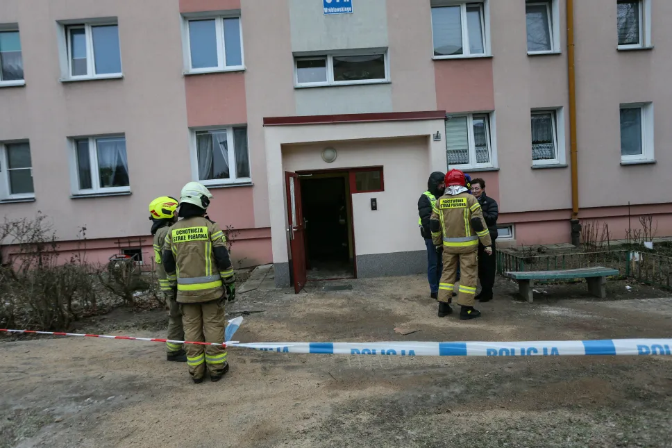 Wybuch i pożar w bloku w Gorzowie Wielkopolskim. Fot. PAP/Lech Muszyński