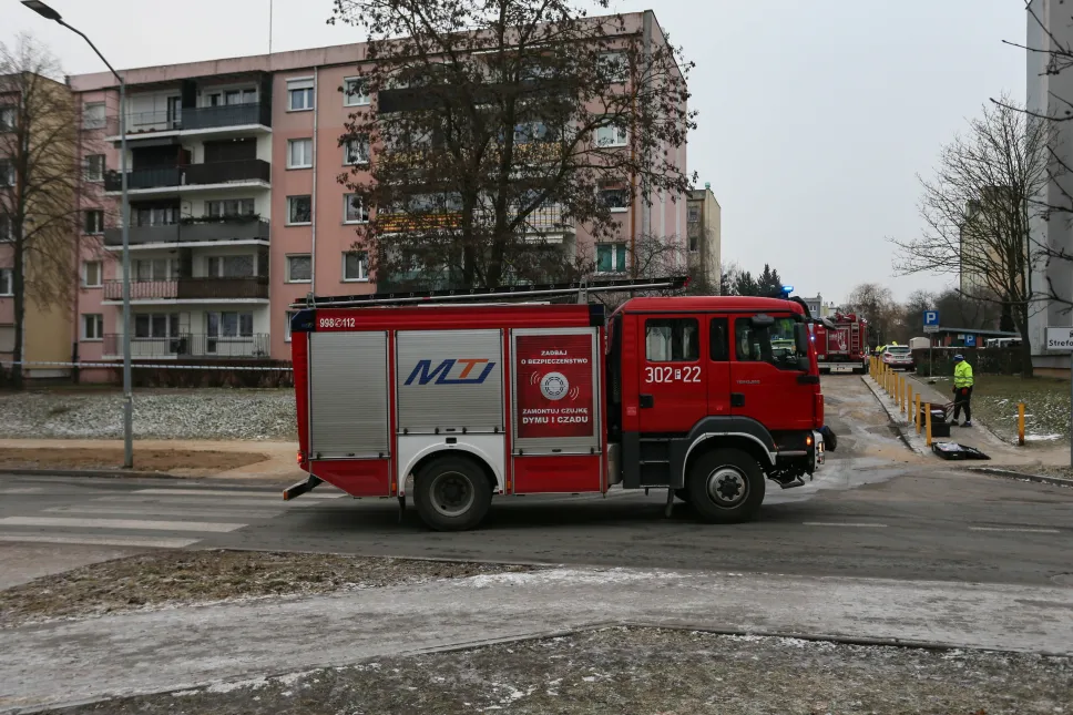 Wybuch i pożar w bloku w Gorzowie Wielkopolskim. Fot. PAP/Lech Muszyński