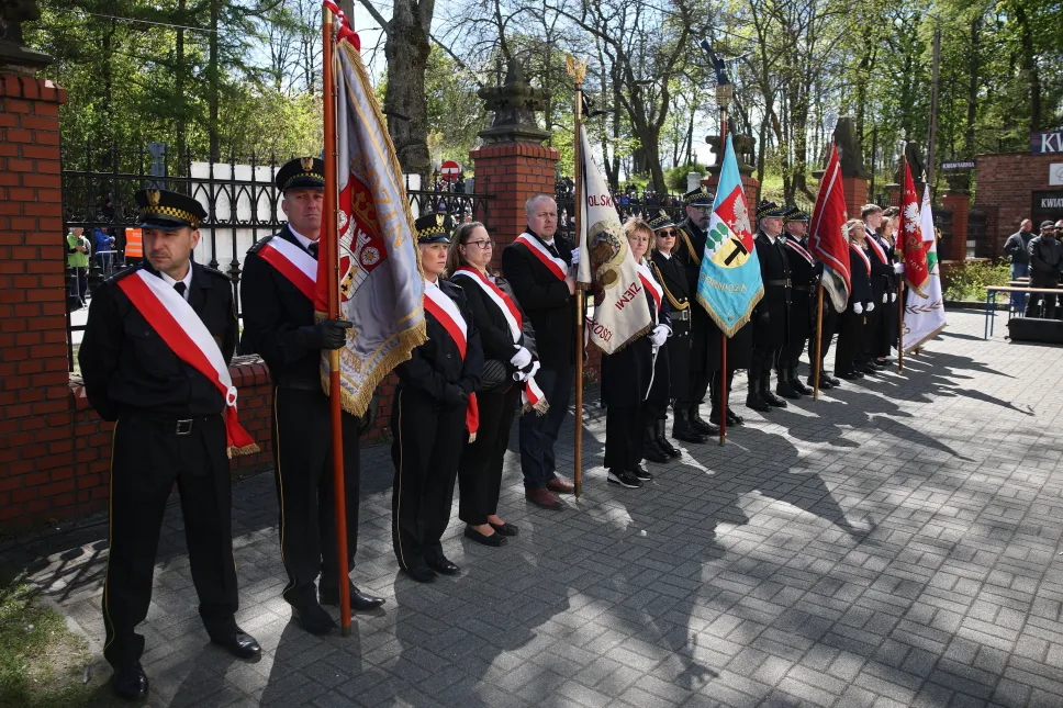 Msza święta żałobna w intencji posła Lewicy Łukasza Litewki w kościele parafii rzymskokatolickiej pw. św. Joachima w Sosnowcu. Fot. PAP/Jarek Praszkiewicz
