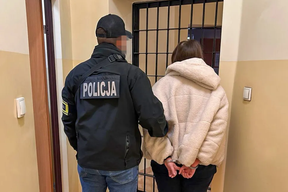 Zatrzymana w sprawie narkotyków w Chojnicach. Fot. KPP Chojnice