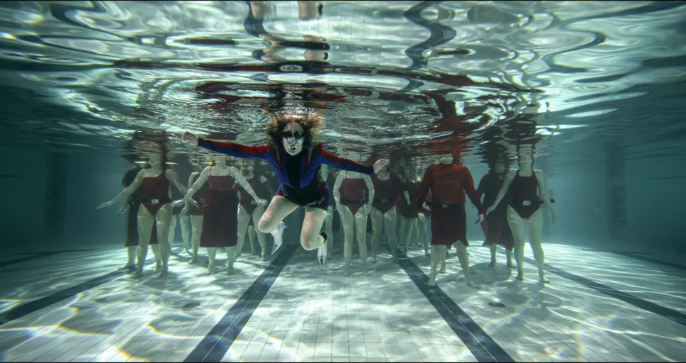 "Języki z wody", instalacja audio-wideo Bogny Burskiej i Daniela Kotowskiego na 61. Międzynarodowej Wystawie Sztuki w Wenecji, fot. Zachęta – Narodowa Galeria Sztuki