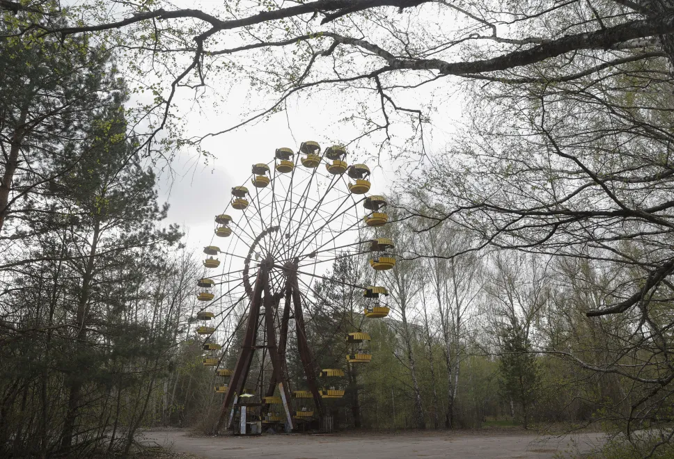 Opuszczone miasto Prypeć w pobliżu elektrowni w Czarnobylu. Fot. PAP/EPA/SERGEY DOLZHENKO 