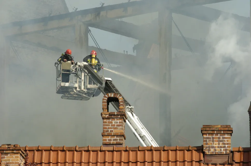 Pożar kościoła św. Katarzyny W Gdańsku. Fot. PAP/Stefan Kraszewski