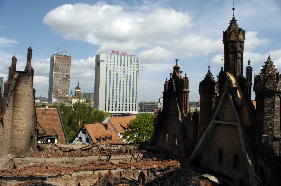 Pożar kościoła św. Katarzyny W Gdańsku. Fot. PAP/Stefan Kraszewski
