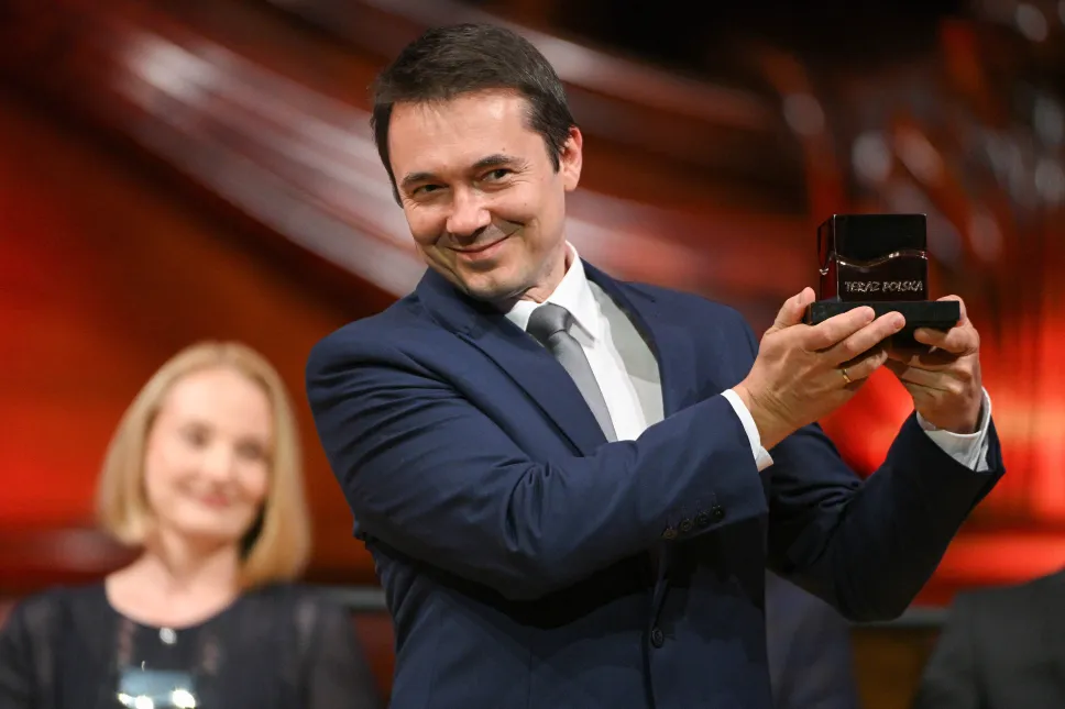 Współwłaściciel Augustowskiej Miodosytni Paweł Kotwica. Fot. PAP/Marcin Obara