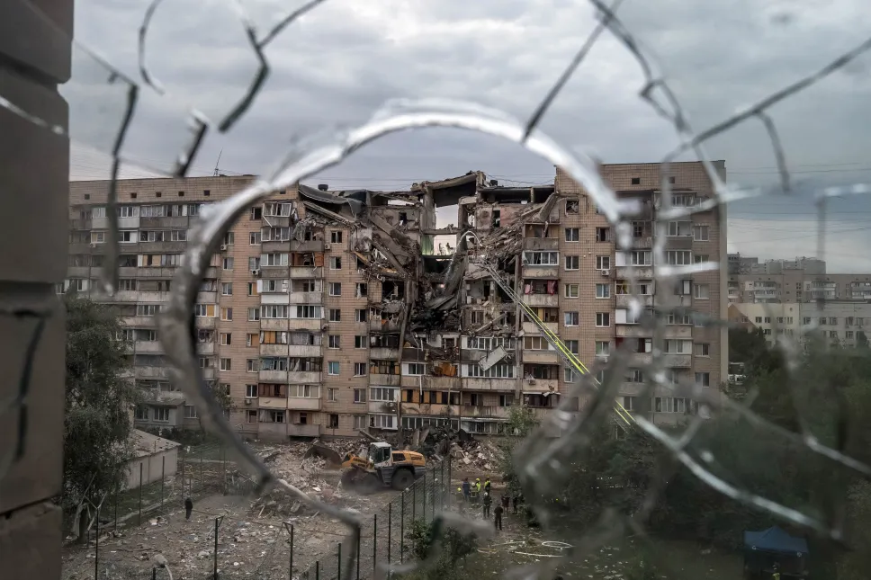 Kijów po rosyjskim ataku. Fot. PAP/Vladyslav Musiienko