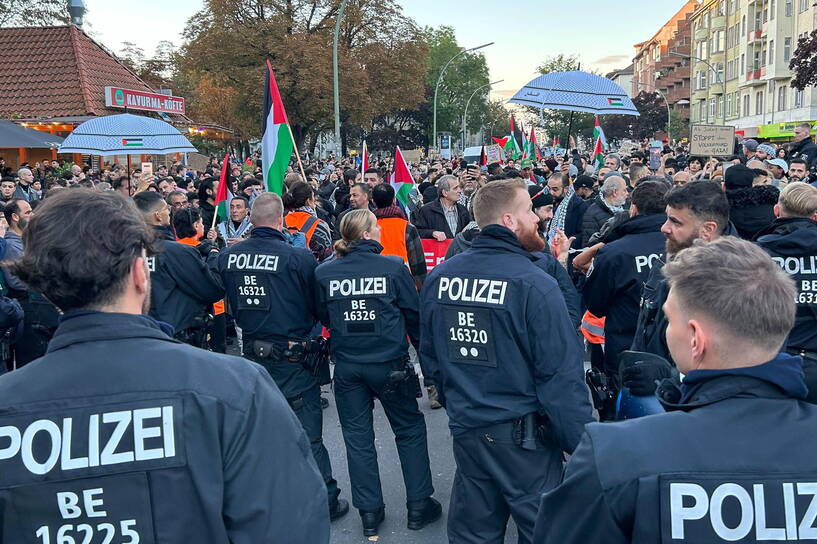 Demonstracja w Berlinie Fot. Sven Kaeuler/PAP/EPA