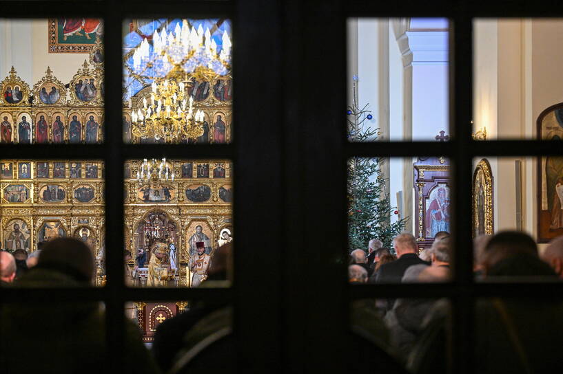 Wnętrze soboru greckokatolickiego Fot. PAP/Darek Delmanowicz