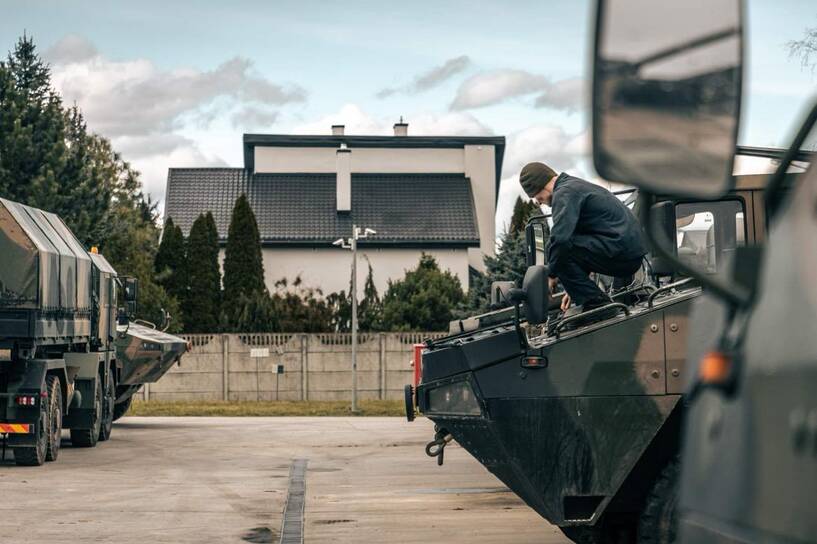 Przygotowania do wielkich manewrów NATO Steadfast Defender-24. Fot. X/@DGeneralneRSZ