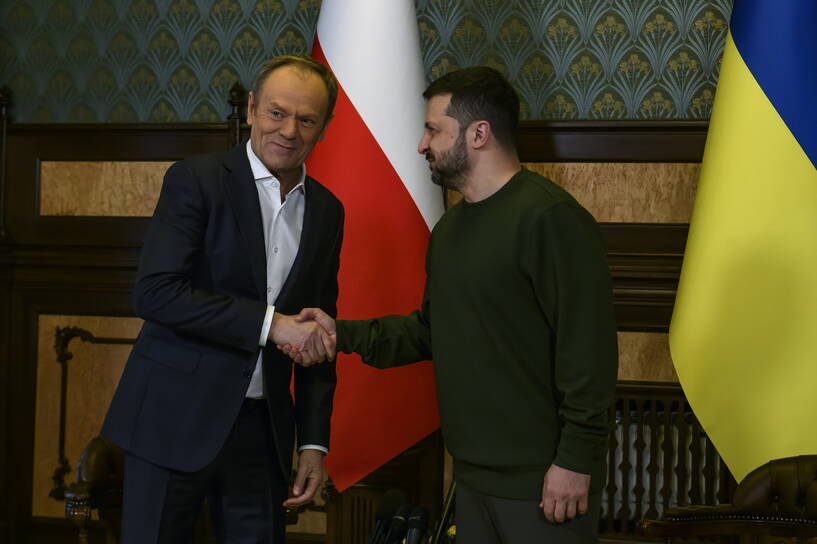 Donald Tusk i Wołodymyr Zełenski, fot. PAP/Vladyslav Musiienko