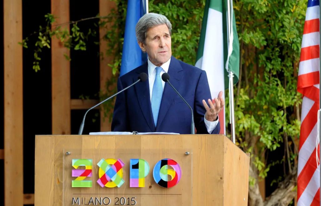 Turkish police block the road after an suicide bomb attack at Ataturk Airport in Istanbul, Turkey, 28 June 2016. At least 10 people were killed in two separate explosions that hit Ataturk Airport. Fot.  EPA/SEDAT SUNA