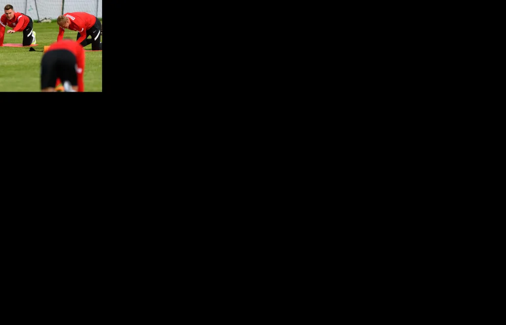 Arkadiusz Milik podczas treningu. Fot. PAP/Jakub Kaczmarczyk