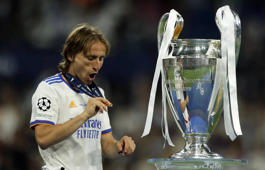 Piłkarze Realu Madryt pokonali w St. Denis pod Paryżem Liverpool 1:0 w finale Ligi Mistrzów. Fot. PAP/EPA/YOAN VALAT