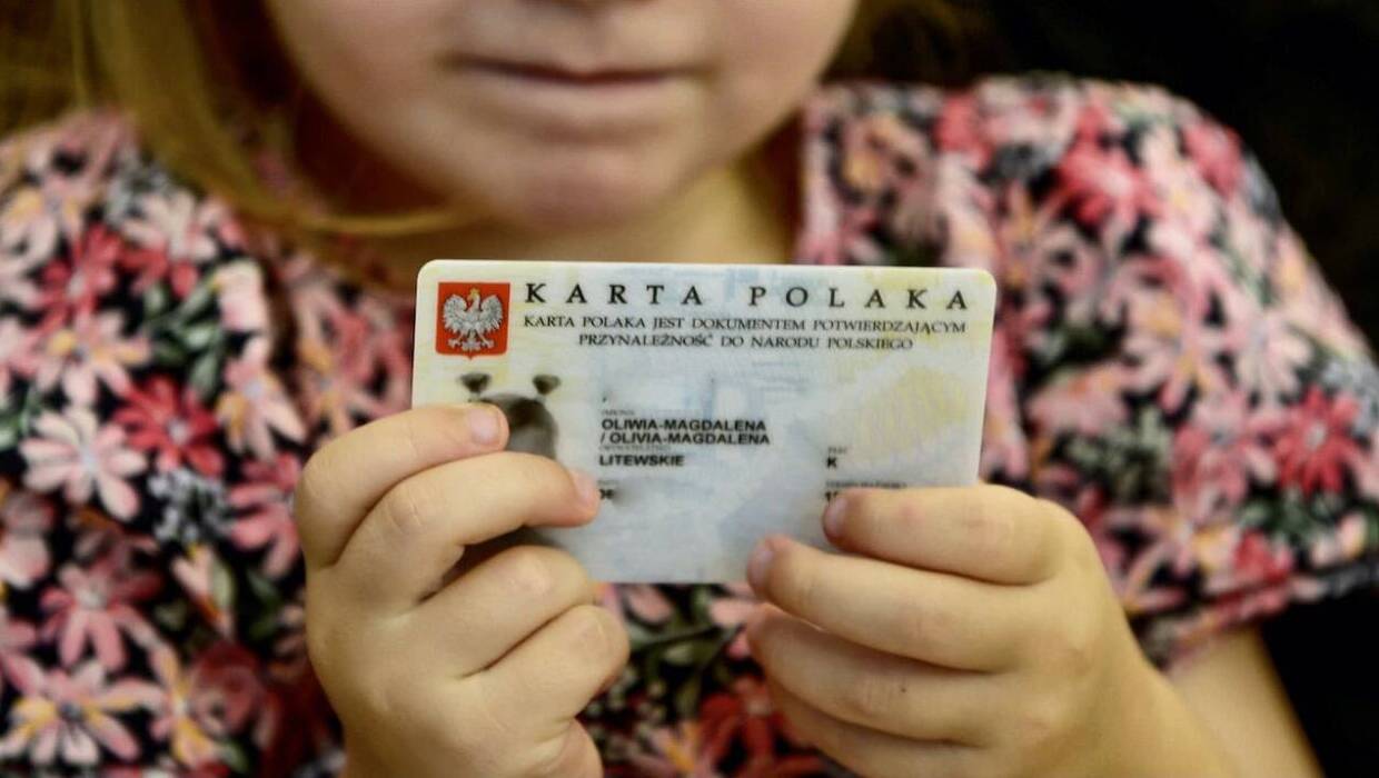 Karta Polaka to dokument potwierdzający przynależność do narodu polskiego. Fot. PAP/Valdemar Doveiko