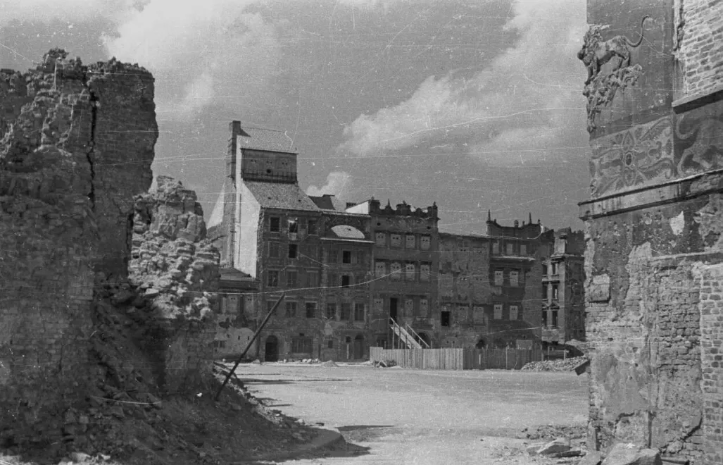 Rynek Starego Miasta w Warszawie. Fot. PAP
