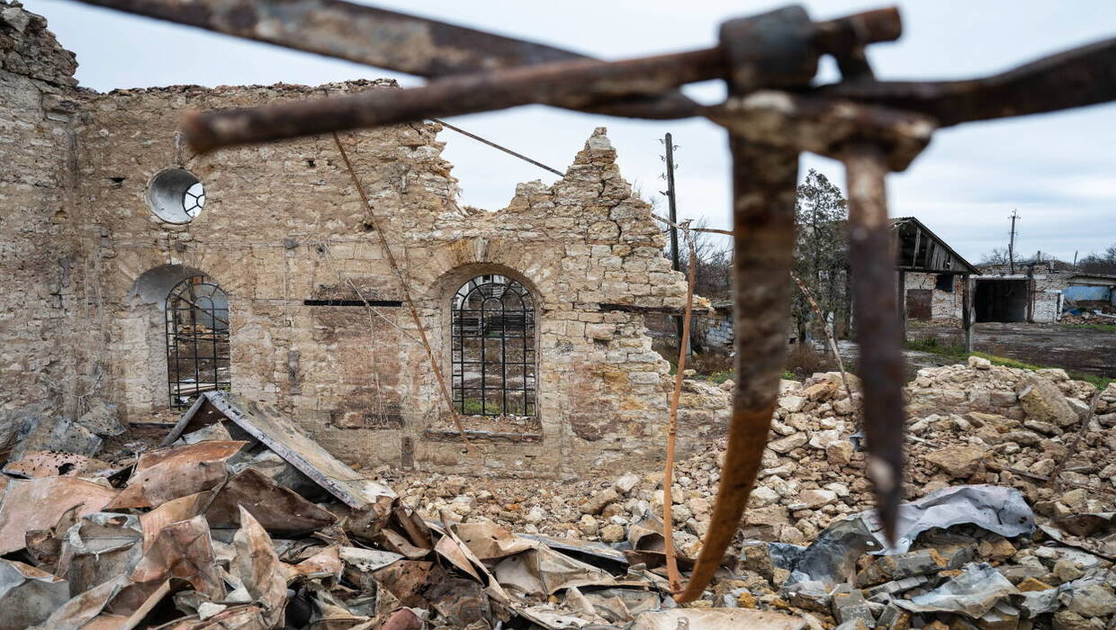 Zniszczony polski kościół w miejscowości Kyseliwka. Fot. PAP/Viacheslav Ratynskyi