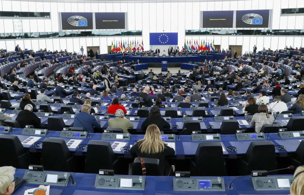 Panzeri zgodził się również ujawnić, kogo sam przekupywał. Fot. PAP/ EPA/JULIEN WARNAND (zdjęcie ilustracyjne)