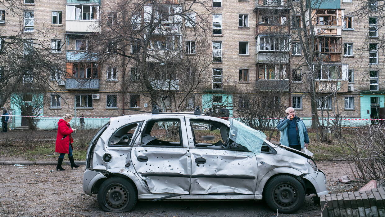 Zniszczenia w Kijowie. Fot. PAP/Vladyslav Musiienko