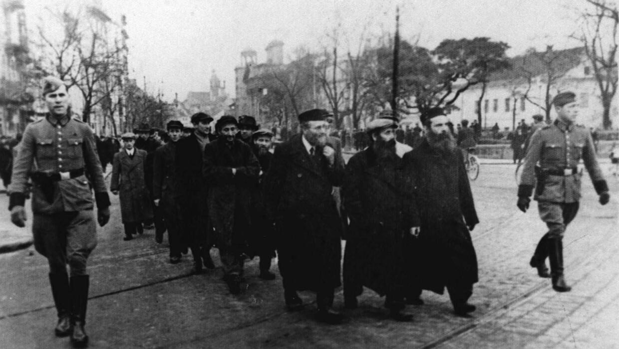 Żydzi podczas II wojny światowej. Fot. PAP