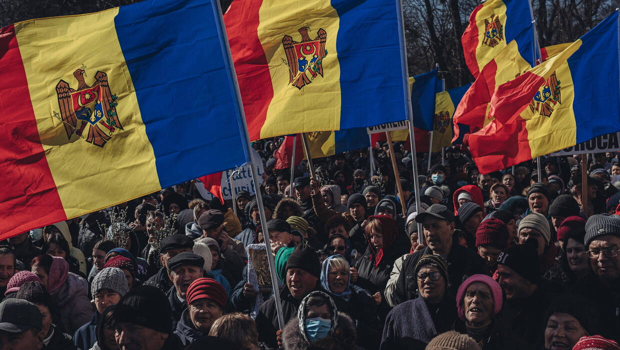 Antyrządowe protesty w Kiszyniowie organizowane przez populistyczną partię Șor, fot. PAP/Abaca/Diego Herrera Carcedo