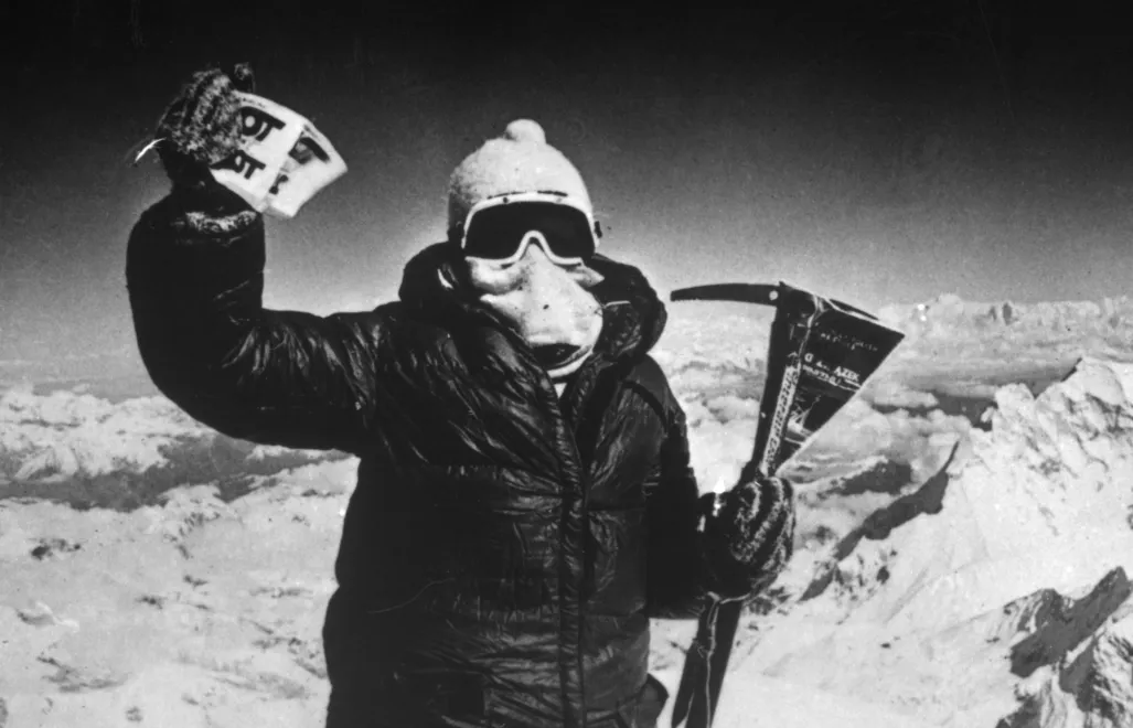 Na szczycie Mount Everest 16 października 1978 r. Fot. PAP