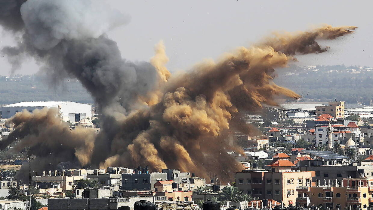 Atak Izraela na Strefę Gazy. Fot. PAP/Ismael Mohamad/UPI 