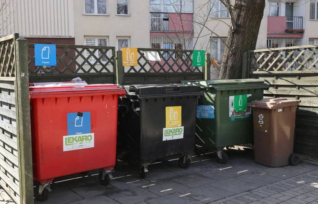 Śmietnik. Fot. PAP/Paweł Supernak 9zdjęcie ilustracyjne)