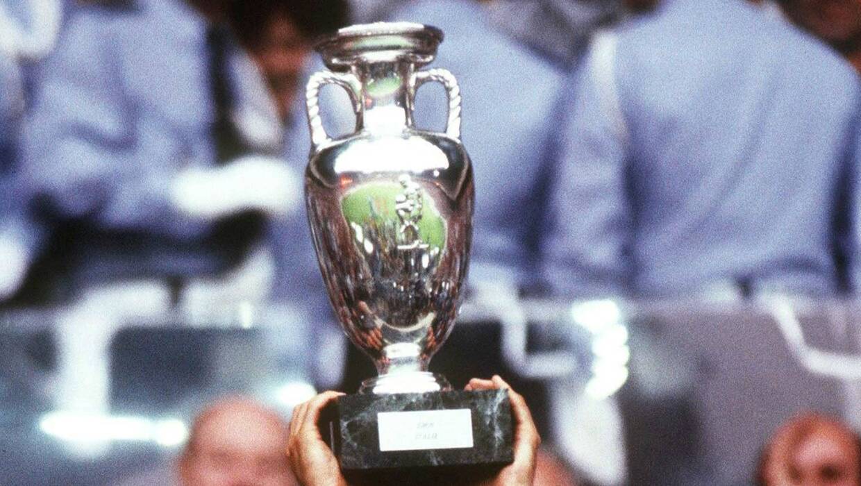Puchar mistrzostw Europy z 1984 roku (zdjecie ilustracyjne), fot. PAP/Panoramic/Imago