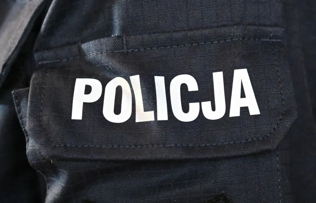 Mundur policyjny (zdjęcie ilustracyjne), fot. PAP/Marcin Bielecki