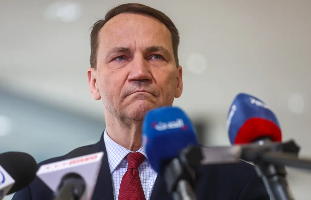 Radosław Sikorski. Fot. PAP/EPA/OLIVIER HOSLET 