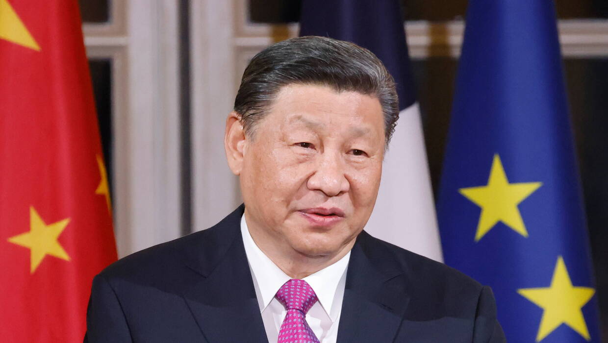 Chiński przywódca Xi Jinping. Fot. PAP/EPA/LUDOVIC MARIN / POOL