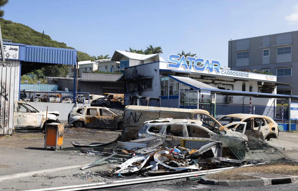 Zamieszki w Nowej Kaledonii, fot. PAP/Abaca/Chabaud Gill