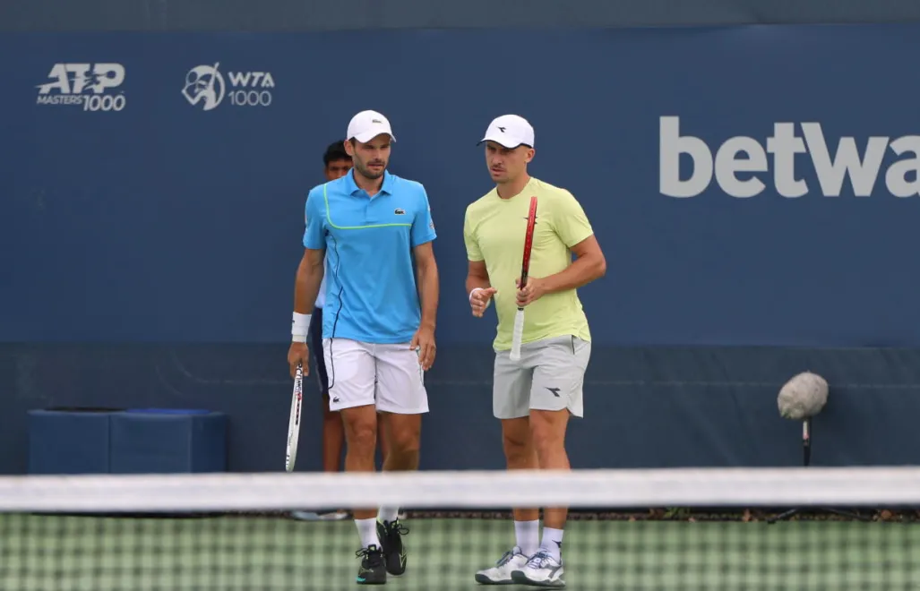 Polak Jan Zieliński (P) i Hugo Nys (L) z Monako. Fot. PAP/Marcin Cholewiński