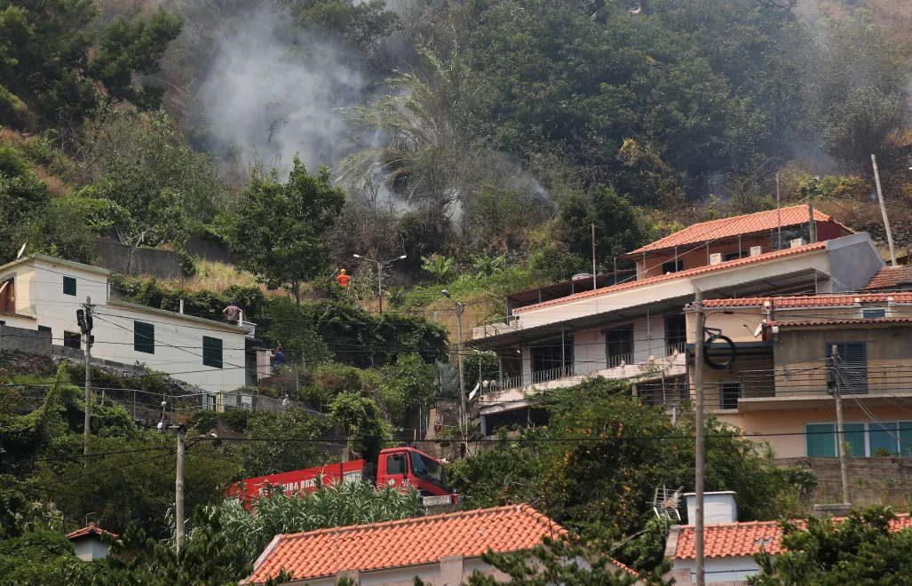 Pożar na Maderze. Fot. PAP/ EPA/HOMEM DE GOUVEIA 