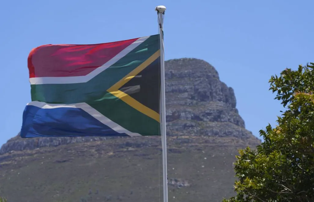 Flaga RPA. Fot. PAP/EPA/NIC BOTHMA